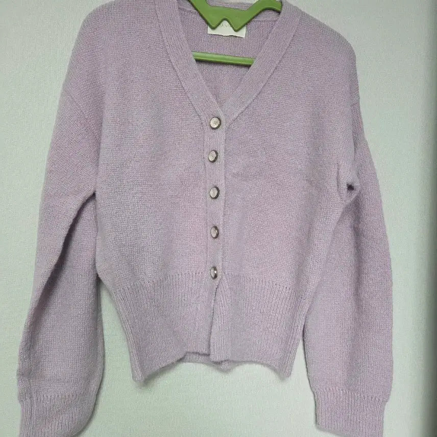 [BUNJANG] Roniel Light Purple V-Neck Knit Cardigan / 연보라 브이넥 니트 가디건