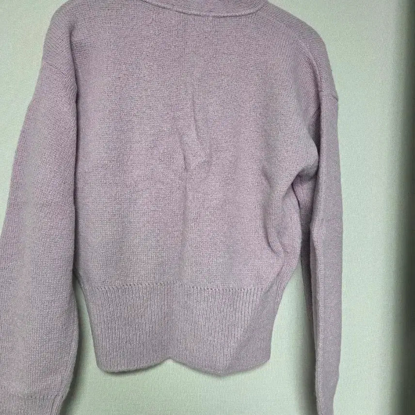 [BUNJANG] Roniel Light Purple V-Neck Knit Cardigan / 연보라 브이넥 니트 가디건