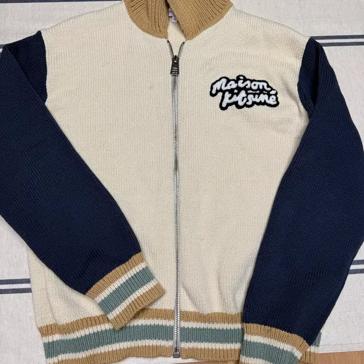 [BUNJANG] Maison Kitsune Color Block Cardigan / 메종키츠네 가디건