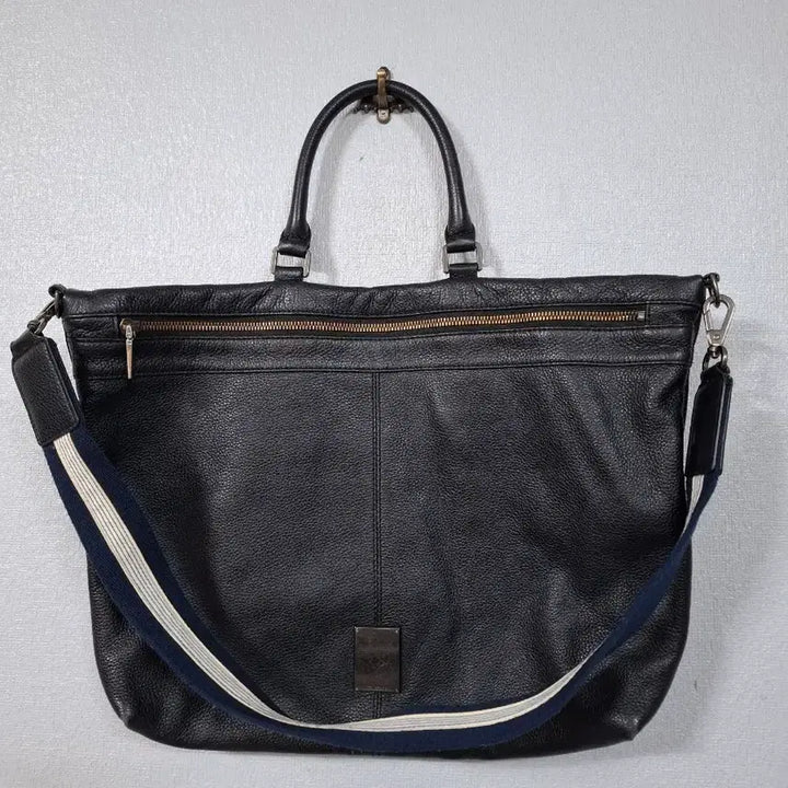 [SOLD OUT] 쿠론 가죽 가방 남녀공용