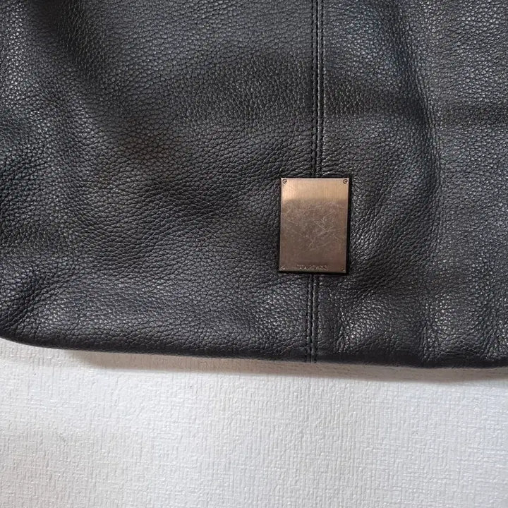 [SOLD OUT] 쿠론 가죽 가방 남녀공용