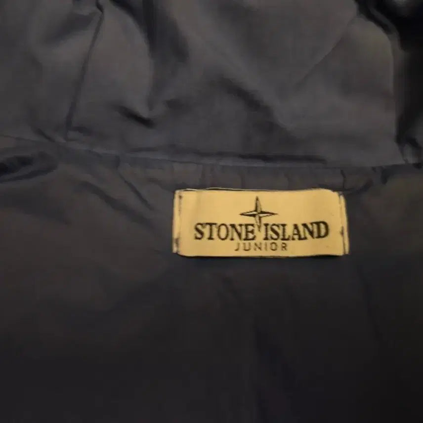 [BUNJANG] Stone Island Crinkle Reps Padded Jacket Navy Junior 12Y / 스톤아일랜드 21FW 크링클랩스 패딩 네이비 주니어 12y