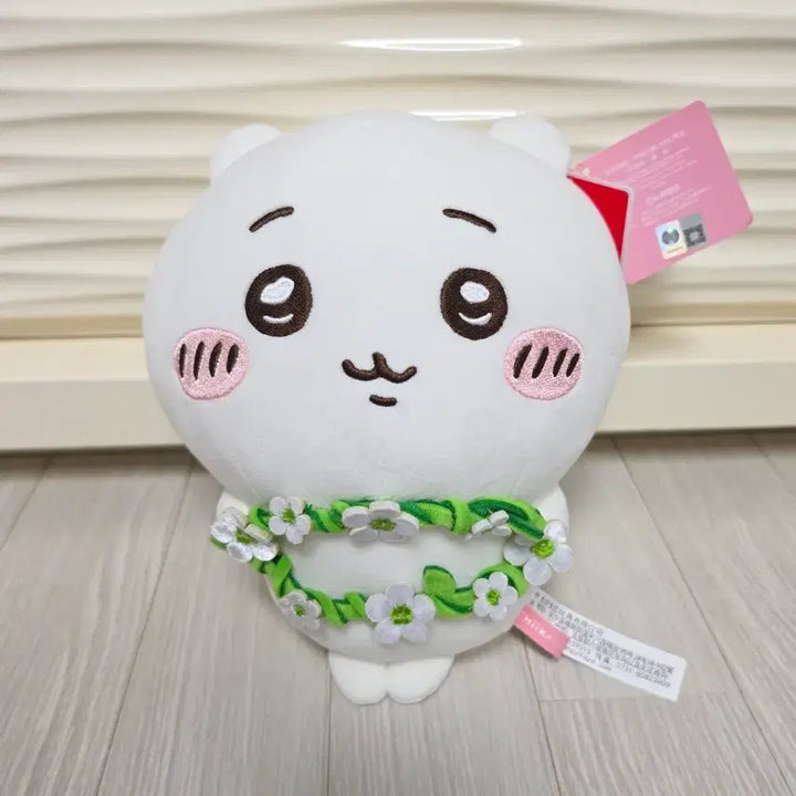 [BUNJANG] Muunjakgwi Chikawa Floral Crown Medium Plush Doll / 먼작귀 치이카와 화관 중형 인형 판매