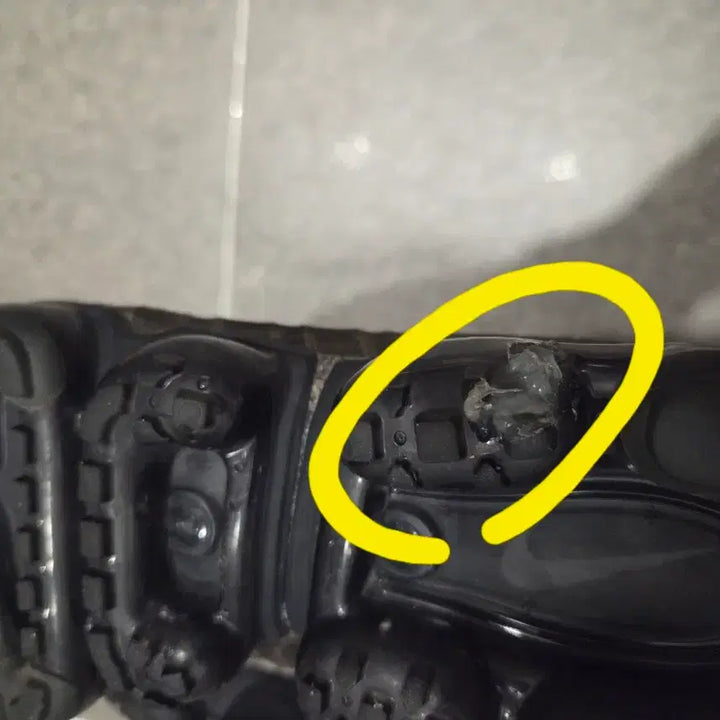 [BUNJANG] Nike VaporMax Flyknit Khaki Sneakers / 260)) 나이키 베이퍼맥스 플라이니트 카키