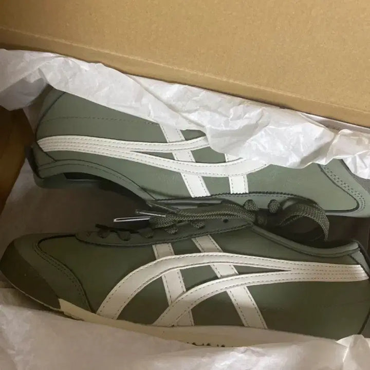 [BUNJANG] Onitsuka Tiger Mexico 66 Mantle Green Sneakers / [새상품] 오니츠카 타이거 멕시코 66 맨틀 그린 245