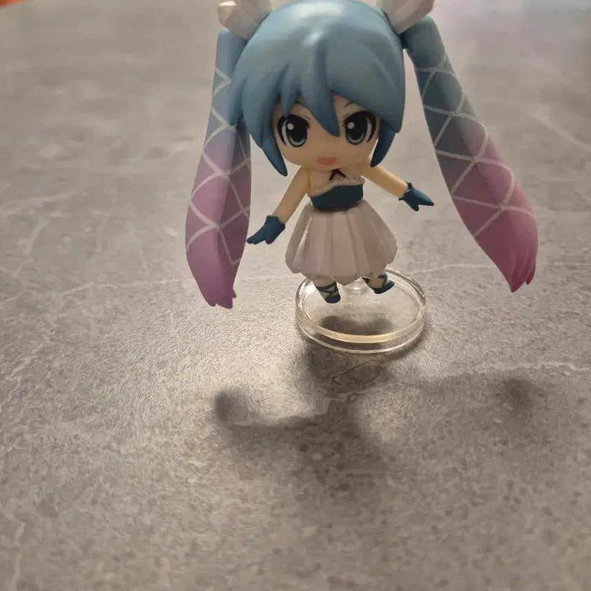 [BUNJANG] Crystal Miku Nendoroid Figure / 크리스탈 미쿠 푸치넨도