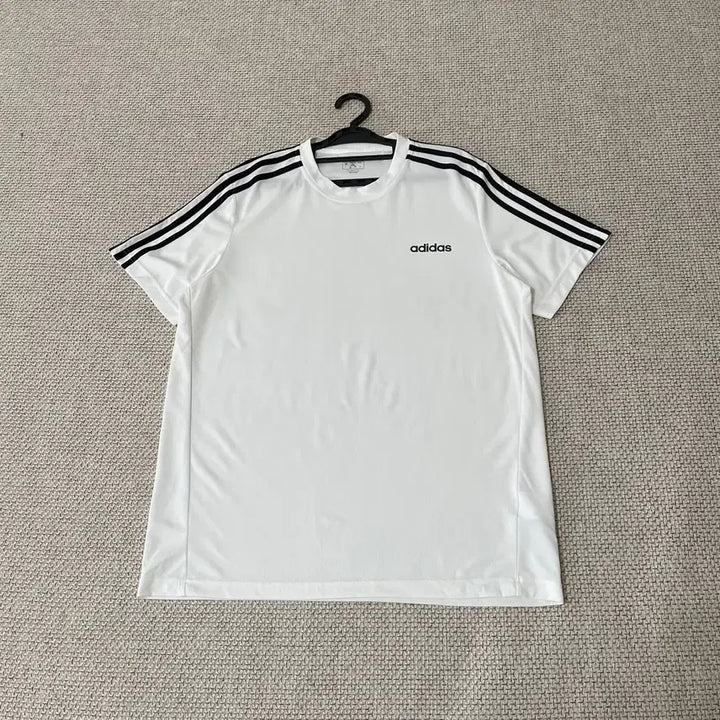 [BUNJANG] Adidas Functional Round Neck Short Sleeve T-shirt / 2XL 아디다스 라운드 기능성 반팔티 N.7360