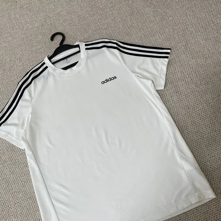 [BUNJANG] Adidas Functional Round Neck Short Sleeve T-shirt / 2XL 아디다스 라운드 기능성 반팔티 N.7360