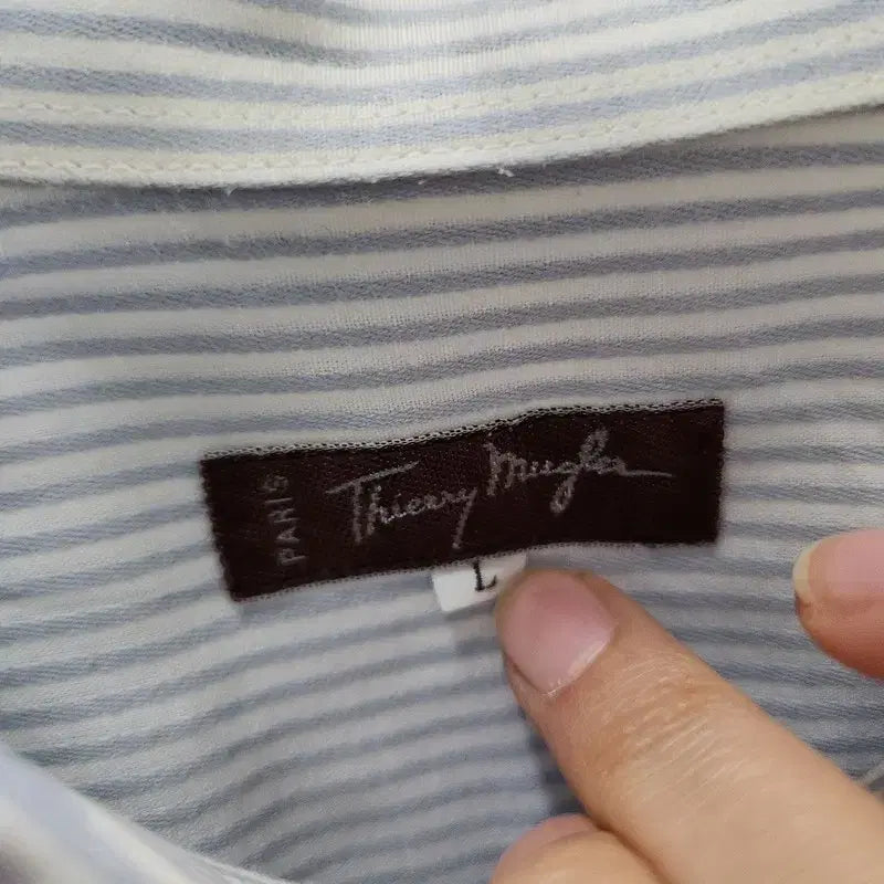 [BUNJANG] THIERRY MUGLER Stripe Light Gray Shirt L / THIERRY MUGLER 뮈글러 스트라이프 라이트 그레이 셔츠 L