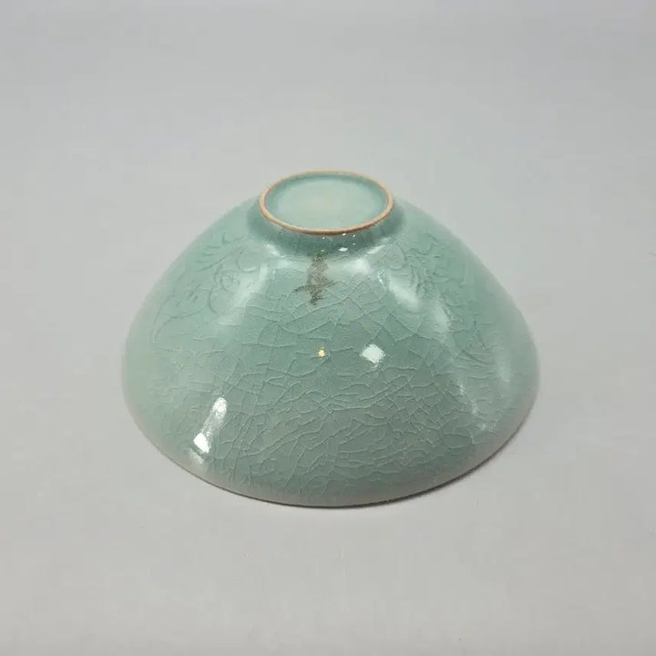 [BUNJANG] Gicheon Park Sae-ki Celadon Inlaid Crane and Cloud Pattern Tea Bowl / 도자기 인간국보 기천 박세기 청자 상감 운학문 다완