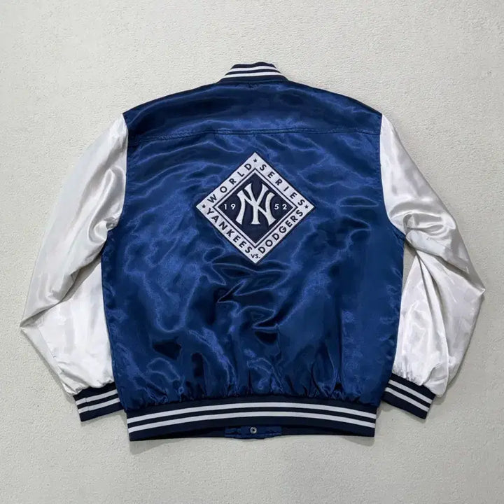 [BUNJANG] Cooperstown New York Yankees Varsity Stadium Jacket / 쿠퍼스타운 뉴욕 양키스 바시티 스타디움 자켓