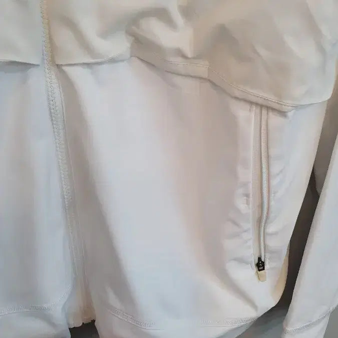 [BUNJANG] Descente Windbreaker Jacket 110 / 데상트바람막이점퍼 110