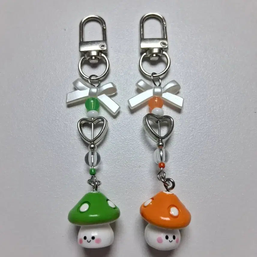 [BUNJANG] Cute Mushroom Keychain / 기염 뽀작 버섯키링