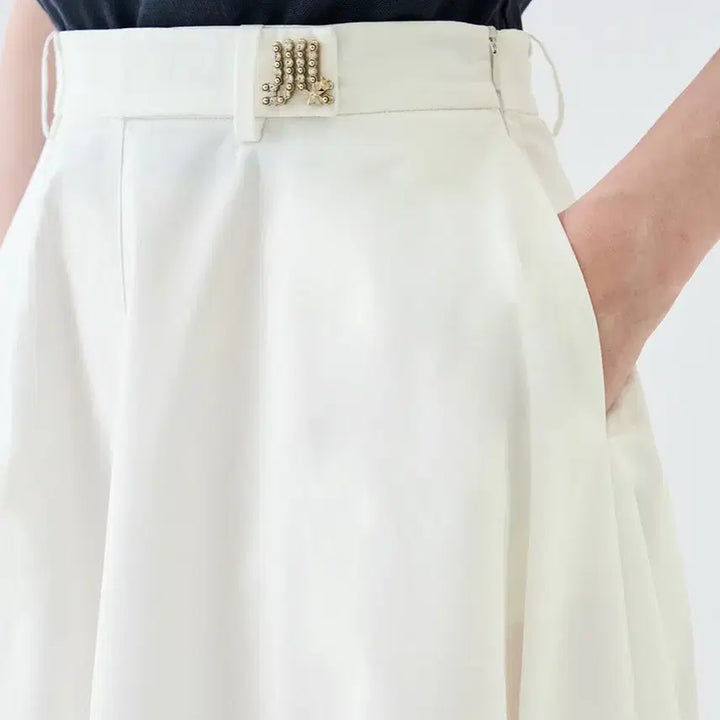 [BUNJANG] LANVIN Collection Crystal Emblem Flare Long Skirt / 한섬 랑방컬렉션 LANVIN 크리스탈 엠블럼 플레어 롱스커트 화이트