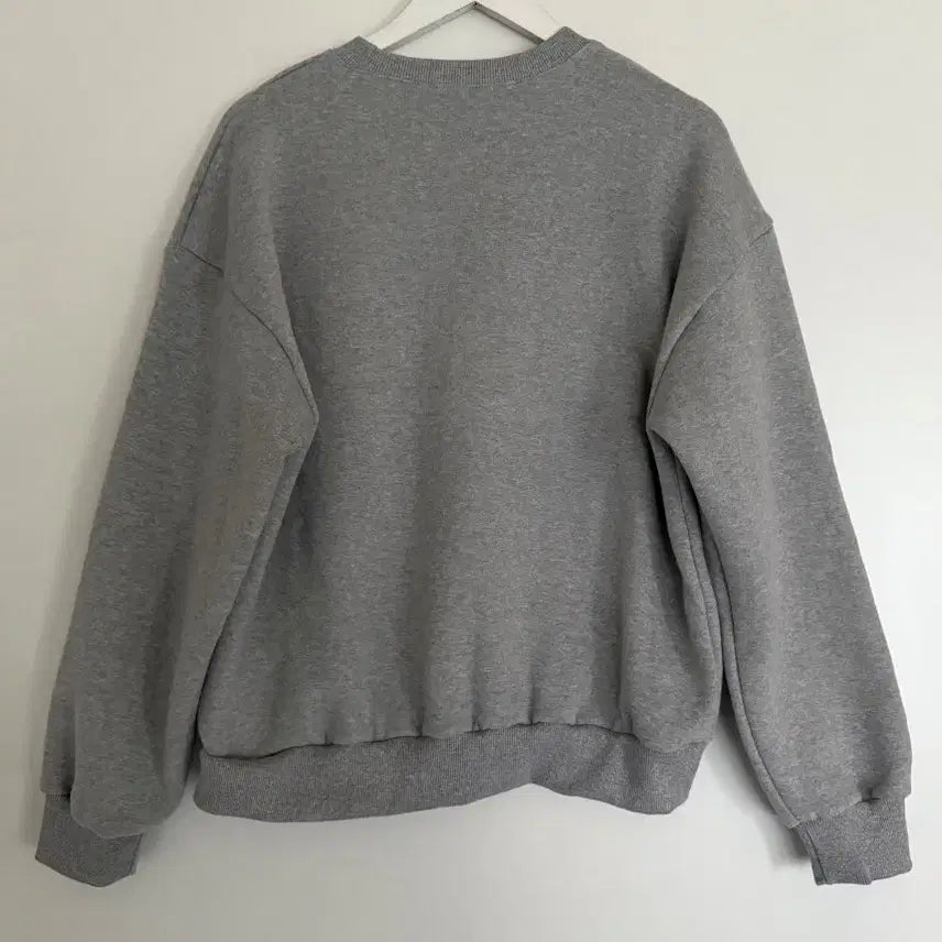 [BUNJANG] Ablie Winter Lettering Patch Fleece Sweatshirt / 겨울 레터링 패치 양기모 기모 맨투맨 맨투맨티 에이블리 지그재그 개강룩
