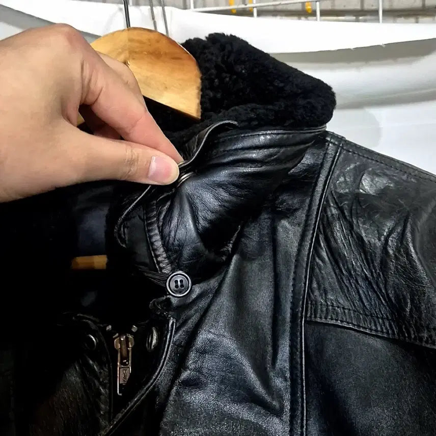 [SOLD OUT] Vintage 가죽 봄버 자켓