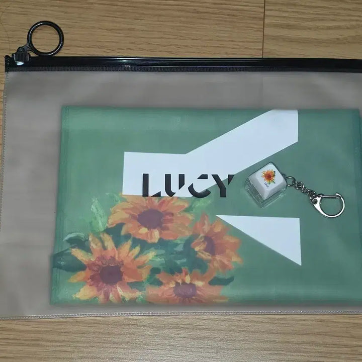 [SOLD OUT] LUCY 루시드라인 콘서트 MD 슬로건