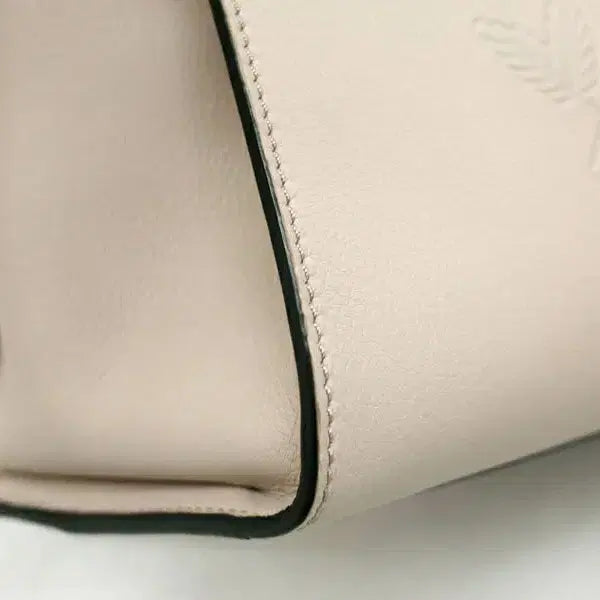 [BUNJANG] Burberry Tote Bag with Strap / 정품) 버버리가방 토트백 스트랩있음