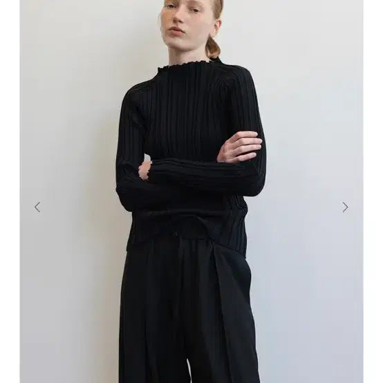 [BUNJANG] LE17SEPTEMBRE Black Mock Neck Knit Top 36 / LE17SEPTEMBRE 블랙 모크넥 니트 탑 36 새상품