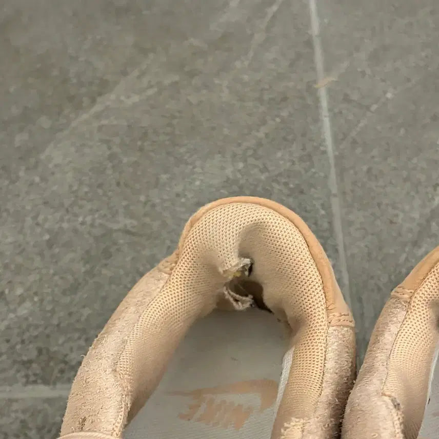 [BUNJANG] Nike Air Force 1 Sage Low Sneakers / 나이키 에어포스1 세이지로우 225