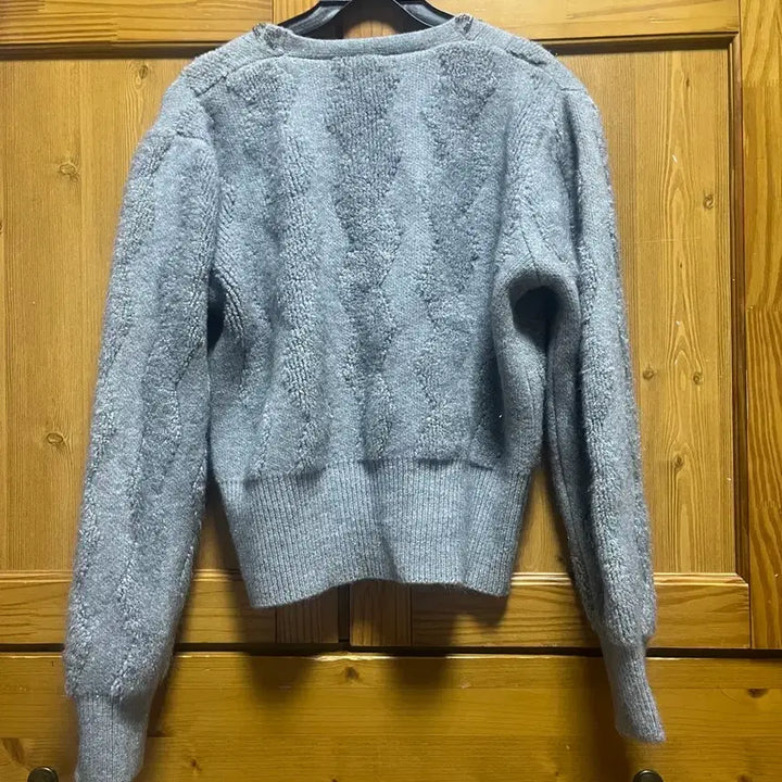 [BUNJANG] Kkwabaegi Pearl Knit Cardigan Gray / 꽈배기 펄사 니트 가디건 그레이