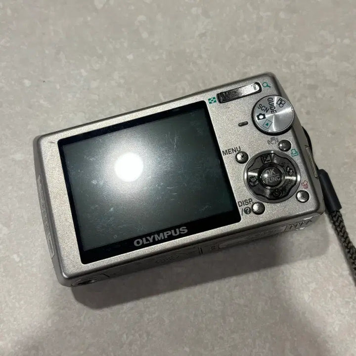[SOLD OUT] 올림푸스 뮤 810 디지털카메라