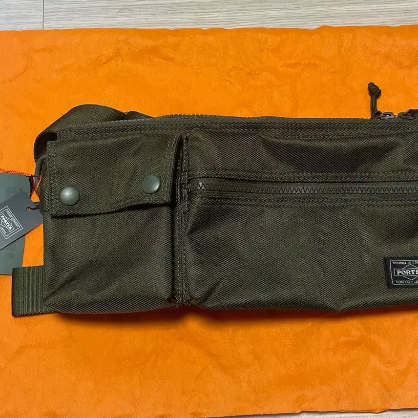 [BUNJANG] Yoshida Porter UNIT Shoulder Bag - Khaki / 요시다 포터 유닛(UNIT) 숄더백 - 카키 (도쿄 매 장판)