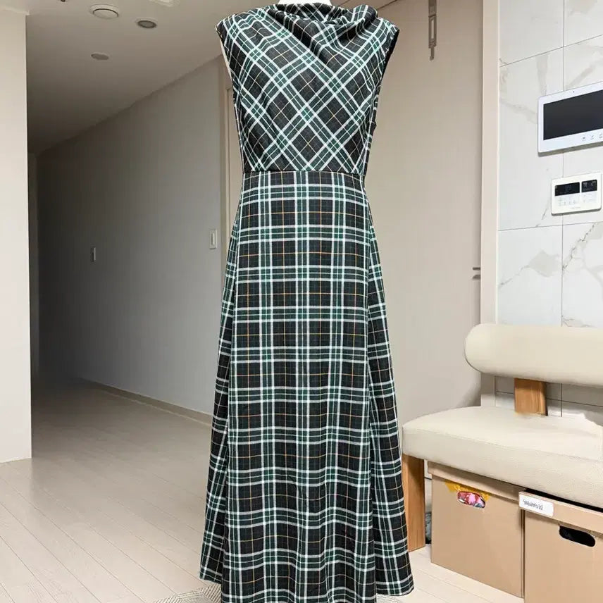 [BUNJANG] ZARA Check Pattern Sleeveless Long Dress / ZARA/자라 체크 패턴 민소매 롱 원피스
