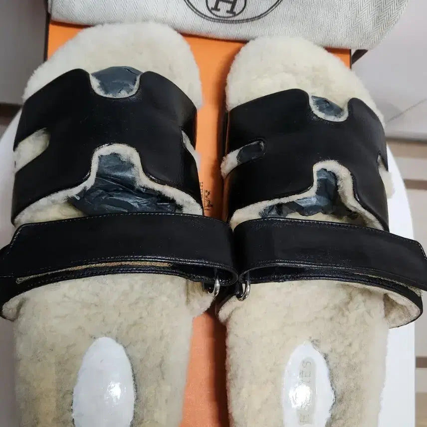 [BUNJANG] Hermès Chypre Shearling Slipper Sandals Men&
