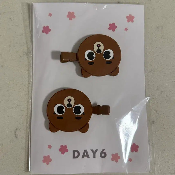 [BUNJANG] DAY6 Yokohama Hairpin (New) / 새제품 데이식스 요코하마 헤어핀 방