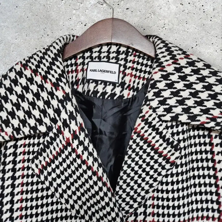 [BUNJANG] Karl Lagerfeld Houndstooth Check Pattern Loose-Fit Half Coat / 칼라거펠트 하운드투스 체크 패턴 루즈핏 하프 코트 (100/L)