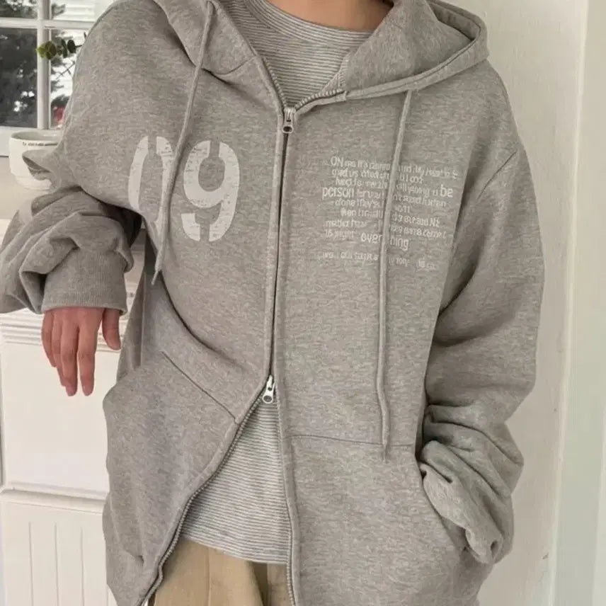 [BUNJANG] up and on Grey Hooded Zip-Up Size S / 타오바오 up and on 그레이 후드집업