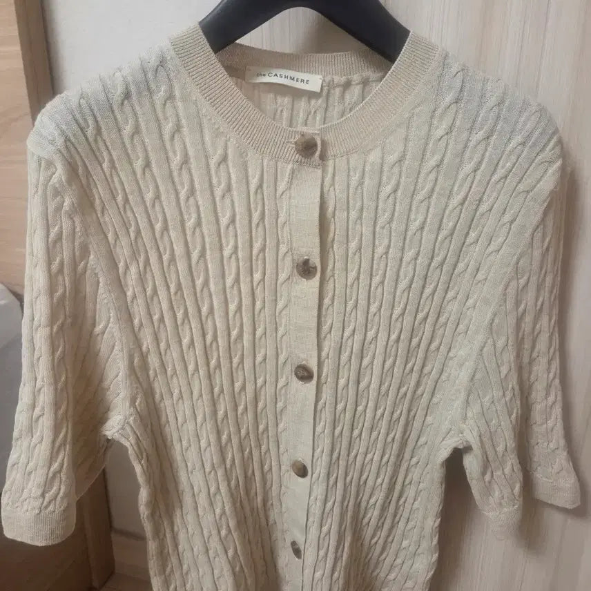 [BUNJANG] The Cashmere Wool Cable Half Sleeve Knit Cardigan (Size 85) / (새상품)더 캐시미어 울 케이블 하프 슬리브 니트 가디건(85)