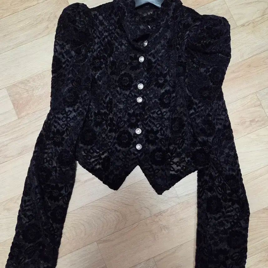 [SOLD OUT] 블랙레이스블라우스