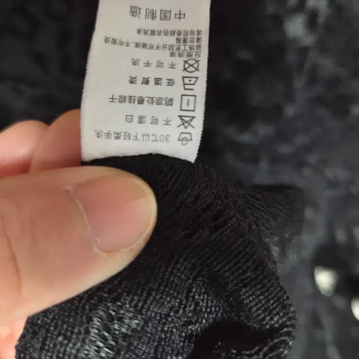 [SOLD OUT] 블랙레이스블라우스