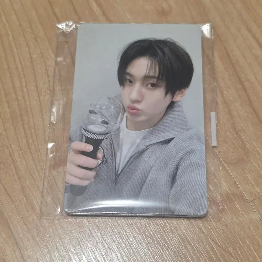 [BUNJANG] Kickflip Official Lightstick Photocard / 킥플립 응원봉 포카