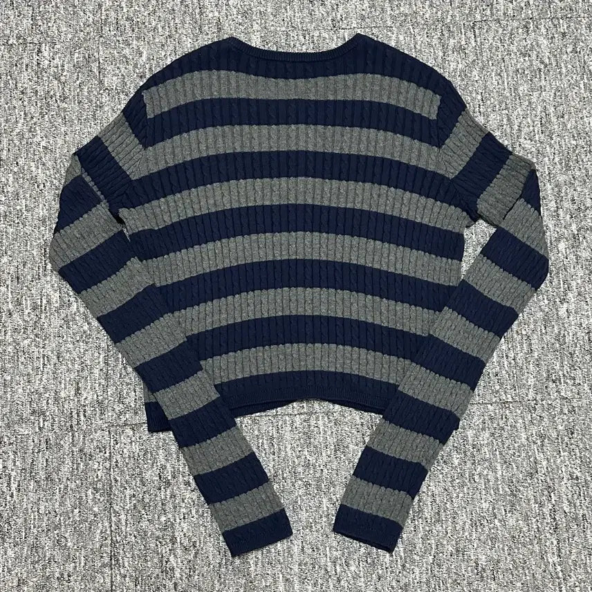[SOLD OUT] 브랜디멜빌 스트라이프 가디건