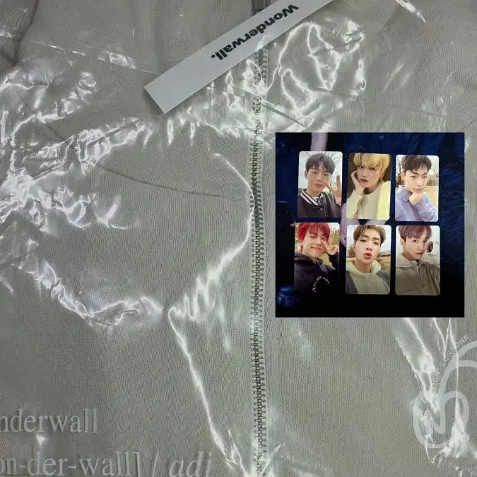 [BUNJANG] ONF Wonderwall Half-Zip Top Gray (L) / (남은수량:1) 원더월 포카세트포함 새상품 하프집업 / 온앤오프