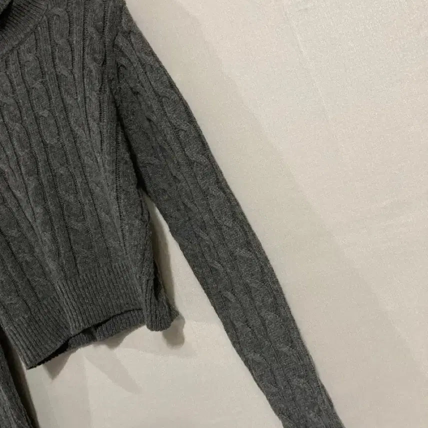 [BUNJANG] Crop Knit T-shirt / 크롭 폴라 니트 티셔츠