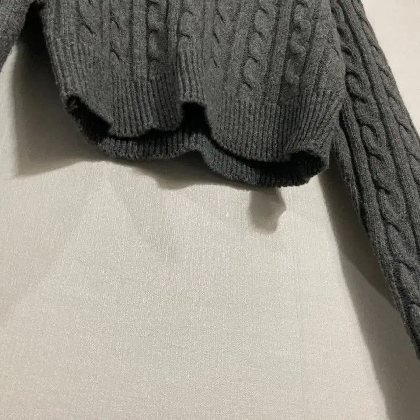 [BUNJANG] Crop Knit T-shirt / 크롭 폴라 니트 티셔츠