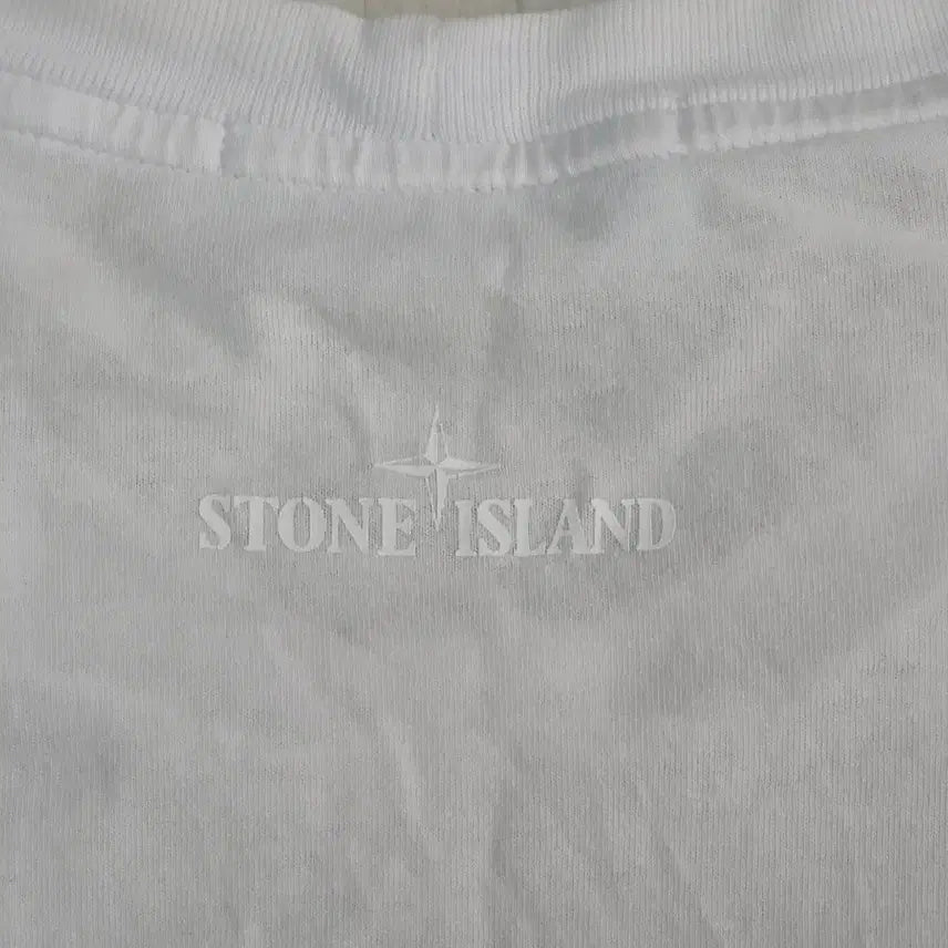 [BUNJANG] (L,100)스톤아일랜드 라운드넥 반팔티셔츠 판매합니다 / (L,100)스톤아일랜드 라운드넥 반팔티셔츠 판매합니다