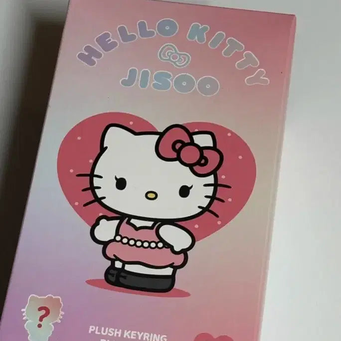 [BUNJANG] Hello Kitty Jisoo Collaboration Blind Box / (미개봉)헬로키티 지수 콜라보 키링 인형 랜덤 블라인드 박스
