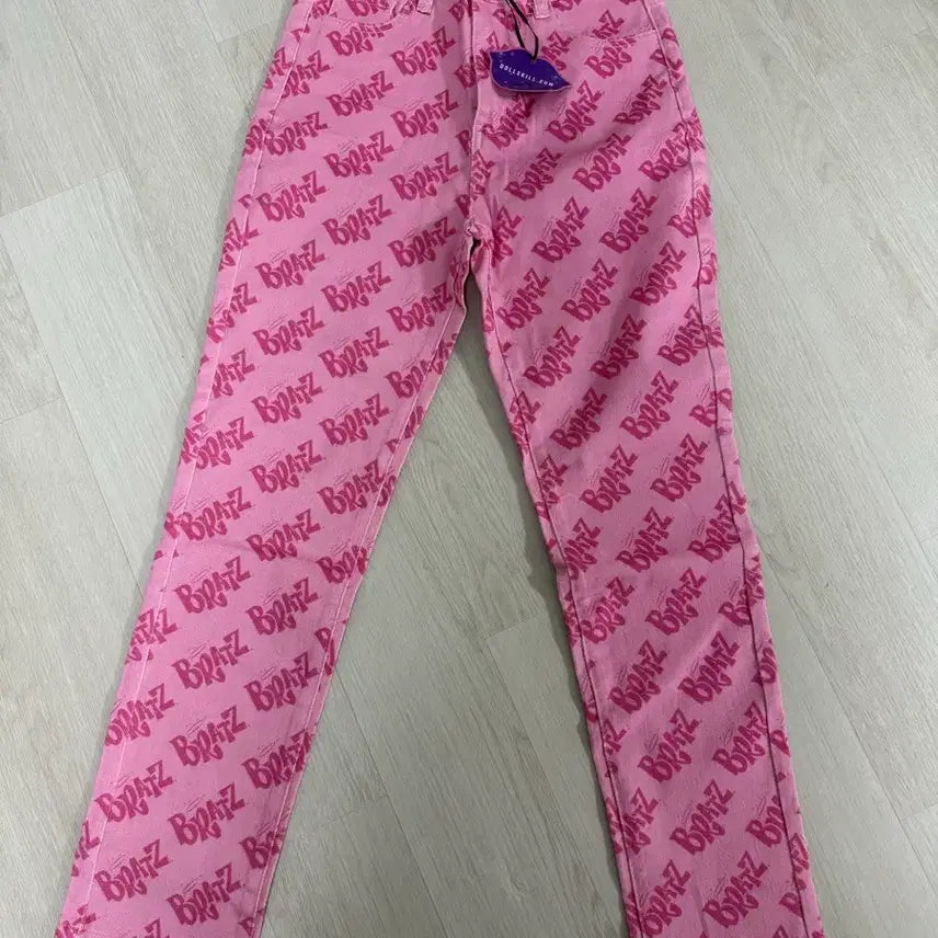 [BUNJANG] Dollskill x Bratz Pink Cargo Pants (S) / 돌스킬 doll kill x bratz 핑크바지(s)