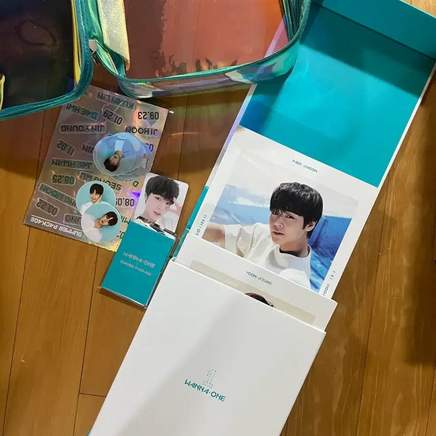 [BUNJANG] Wanna One Park Jihoon Summer Package Photocard Set / 워너원 썸머패키지 박지훈 포카 포토북