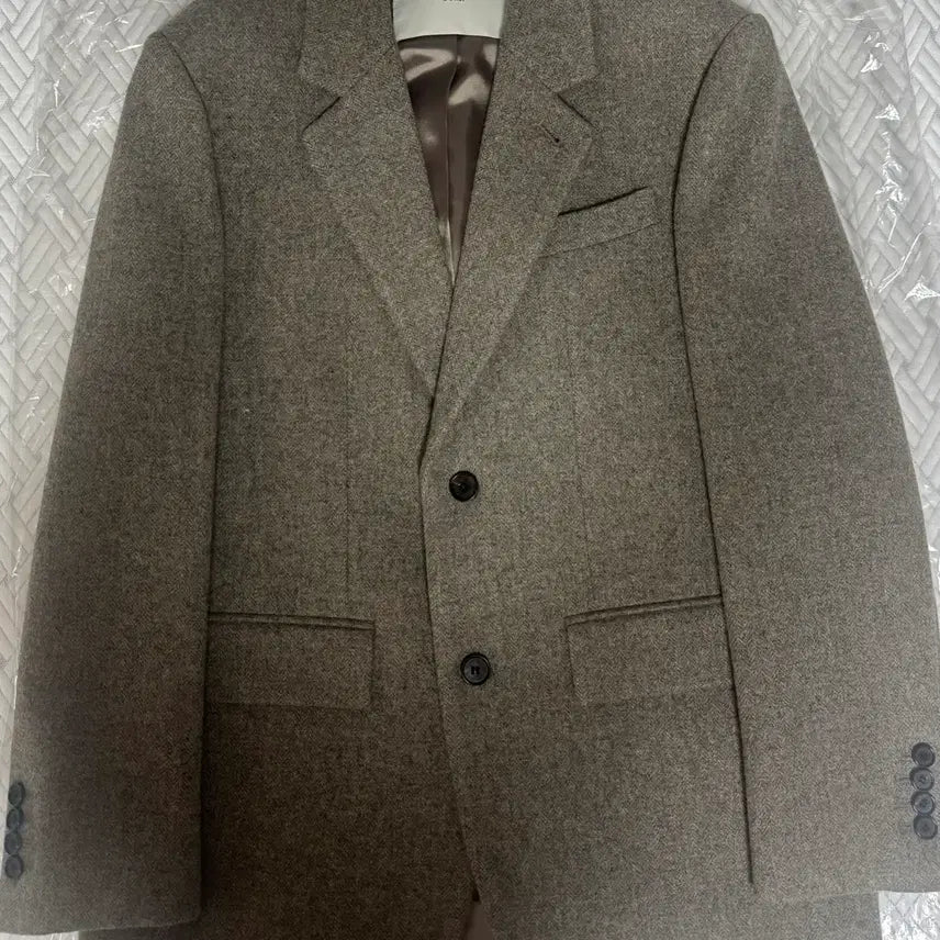 [BUNJANG] Dunst Unisex 2 Button Graysih Beige Coat / 던스트 UNISEX 2 BUTTON 그레이시베이지 s