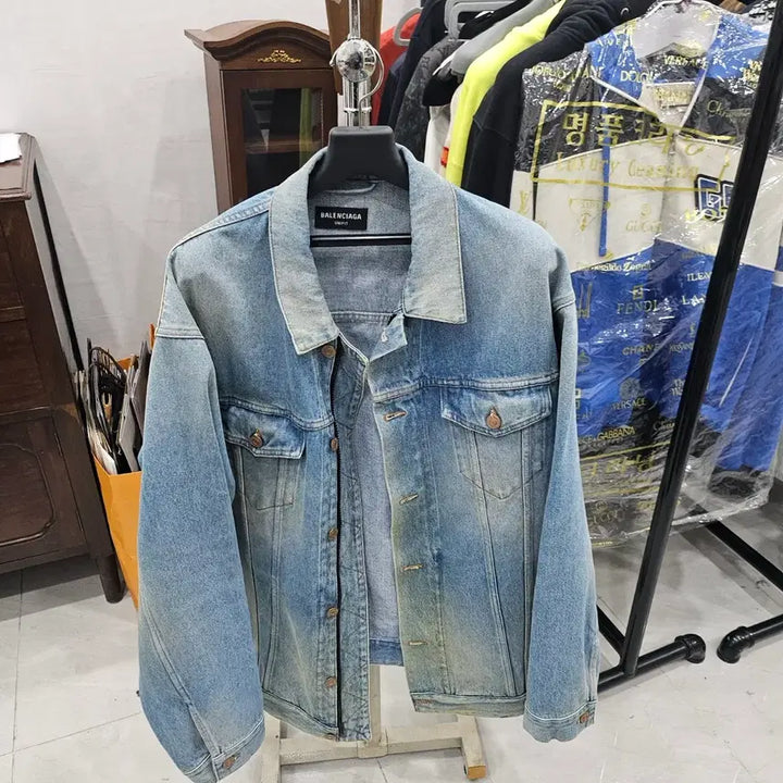 [BUNJANG] Balenciaga Denim Jacket / 발렌시아가 청자켓