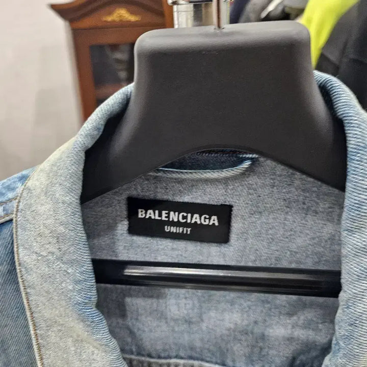 [BUNJANG] Balenciaga Denim Jacket / 발렌시아가 청자켓
