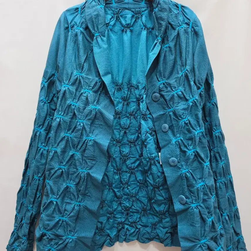 [BUNJANG] Issey Miyake Blue Shirred Button Jacket / (정품)이세이미야케 블루(청록색) 셔링 버튼 자켓