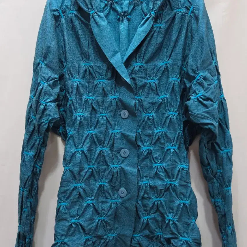 [BUNJANG] Issey Miyake Blue Shirred Button Jacket / (정품)이세이미야케 블루(청록색) 셔링 버튼 자켓