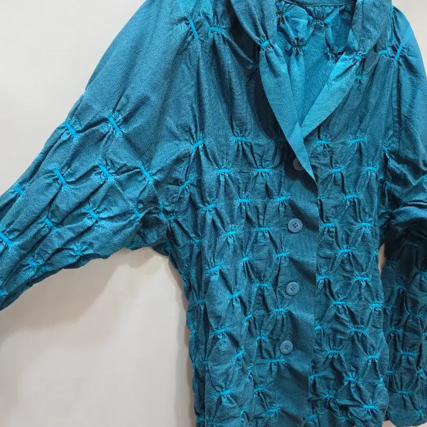 [BUNJANG] Issey Miyake Blue Shirred Button Jacket / (정품)이세이미야케 블루(청록색) 셔링 버튼 자켓